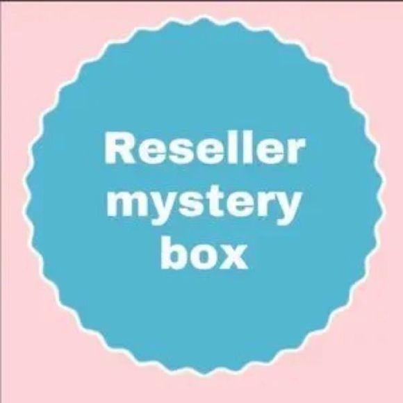 Reseller box!!!!  - Picture 1 of 1